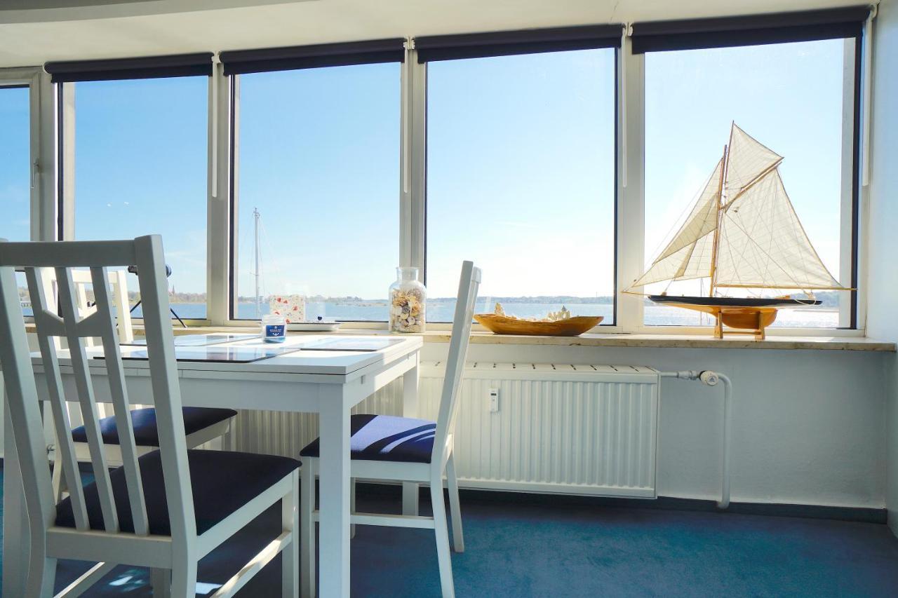 Ferienwohnung Schleiloge Mit Panoramablick Auf Die Schlei Schleswig Esterno foto